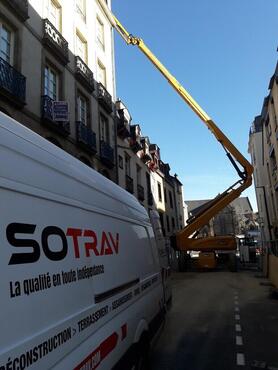 Camion et nacelle